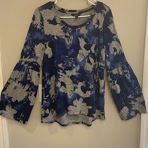 Simply Vera Wang/Bell long Sleeve/Scoop Neck Top/Size S